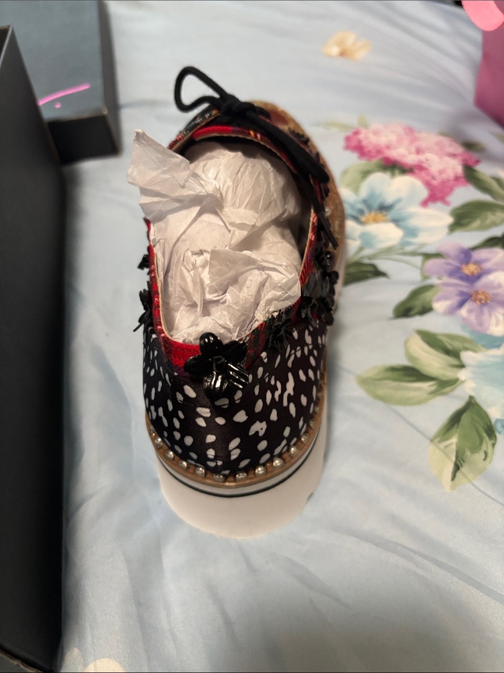 NIB Betsey Johnson Gold Glitter Lace-Up Oxford Shoes - Picture 5 of 10